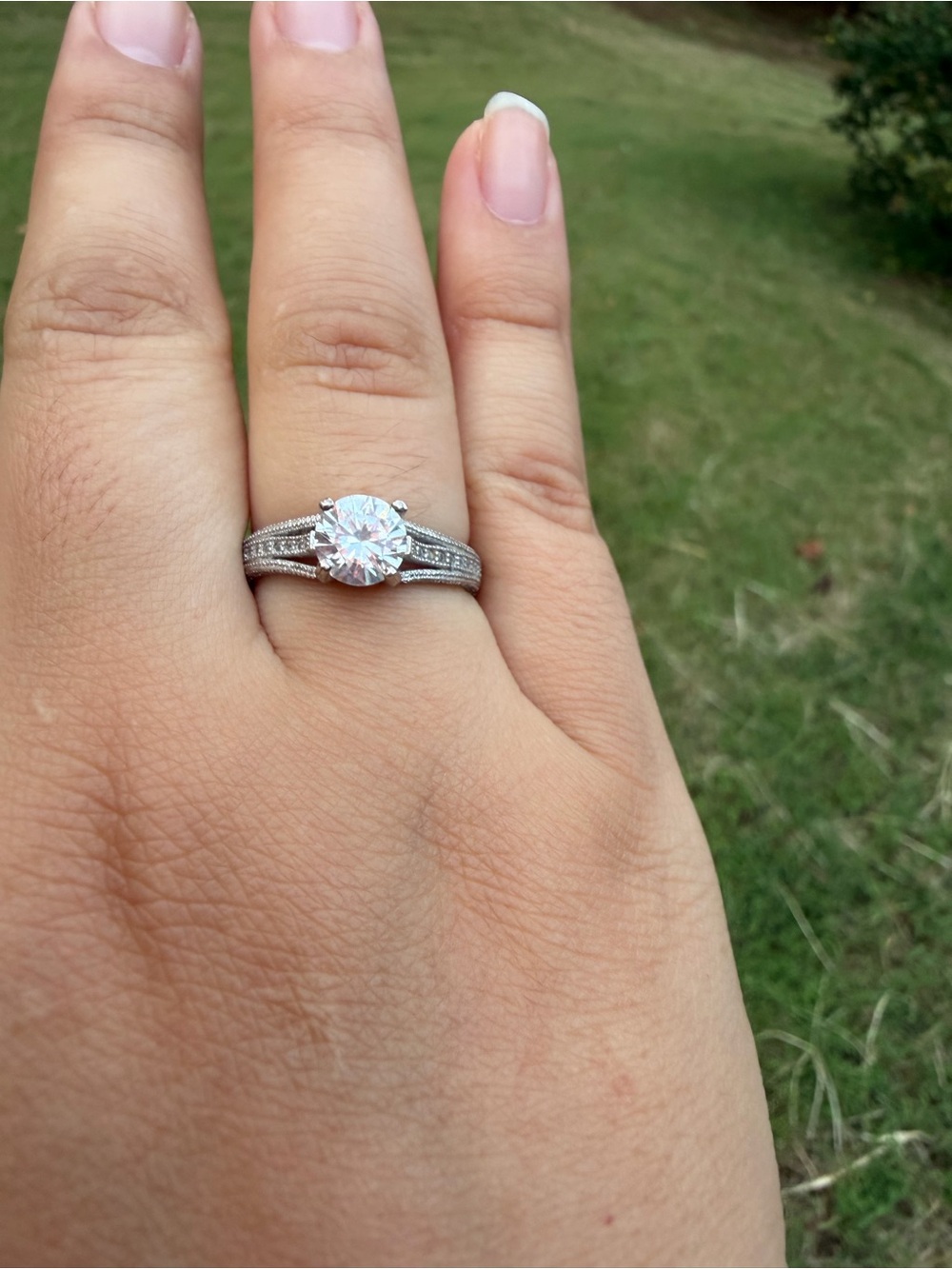 925 Sterling Silver Round-Cut Clear Stone Silver Engagement Ring